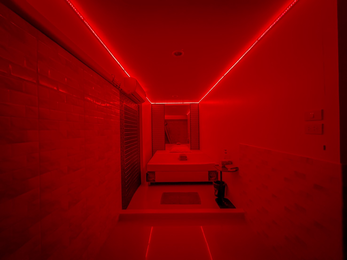 Private massage and treatment rooms